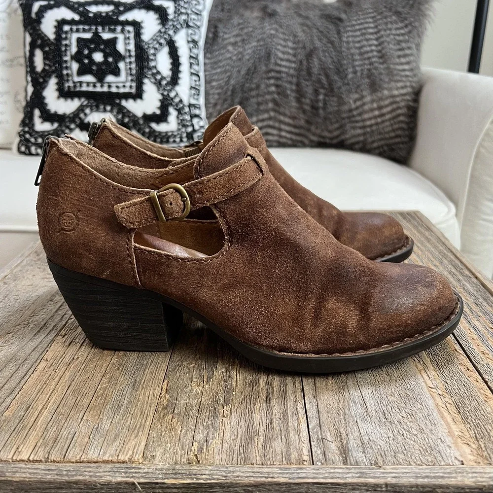 Born Ankle Booties Mendocino 7.5 Brown Suede Leather Western Boho Distressed